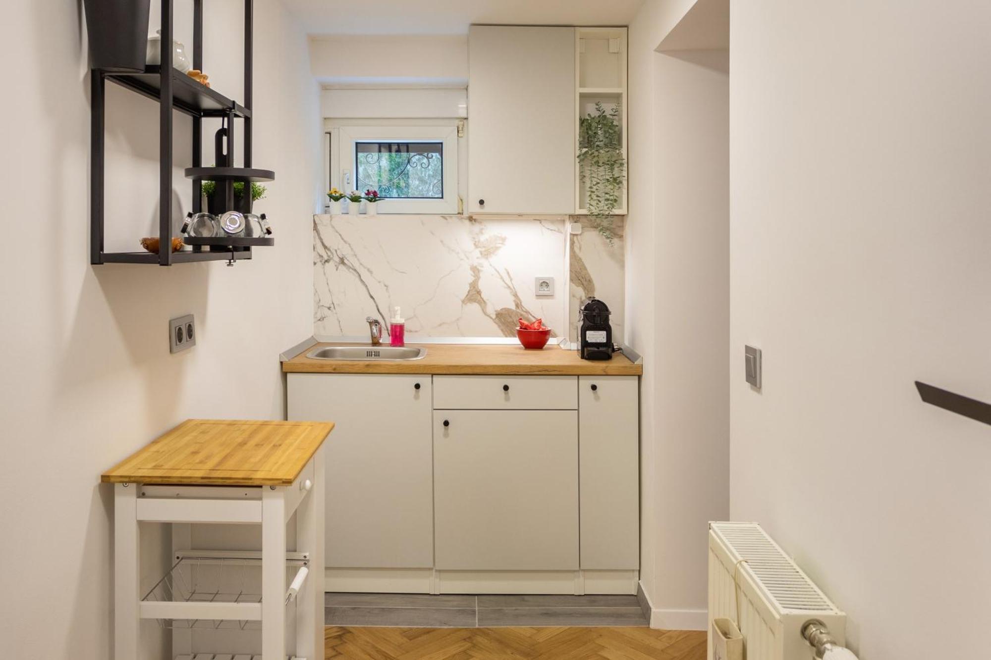 Modern Studio Near British Square Ζάγκρεμπ Εξωτερικό φωτογραφία